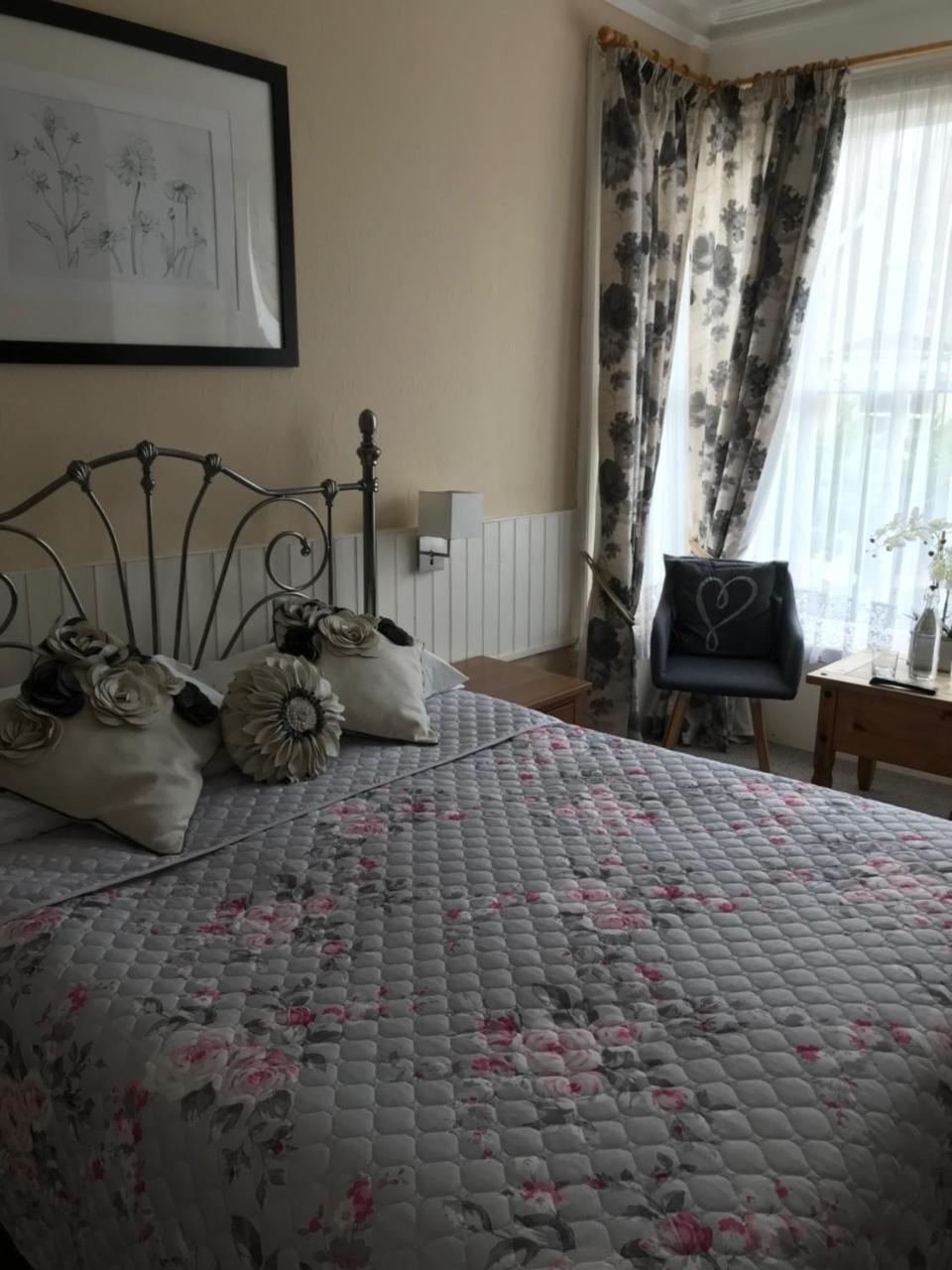 Astonwood Hotel Llandudno Buitenkant foto